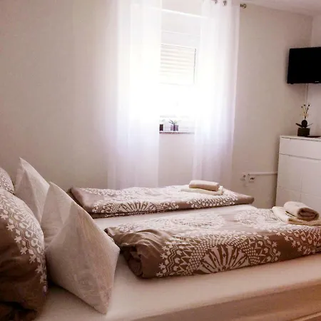 Nina Apartament